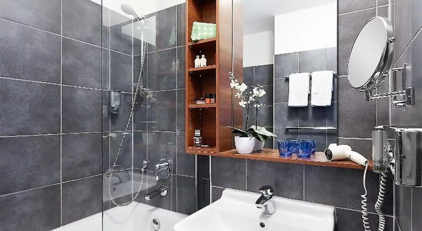 Hotel City Oase LB Badezimmer