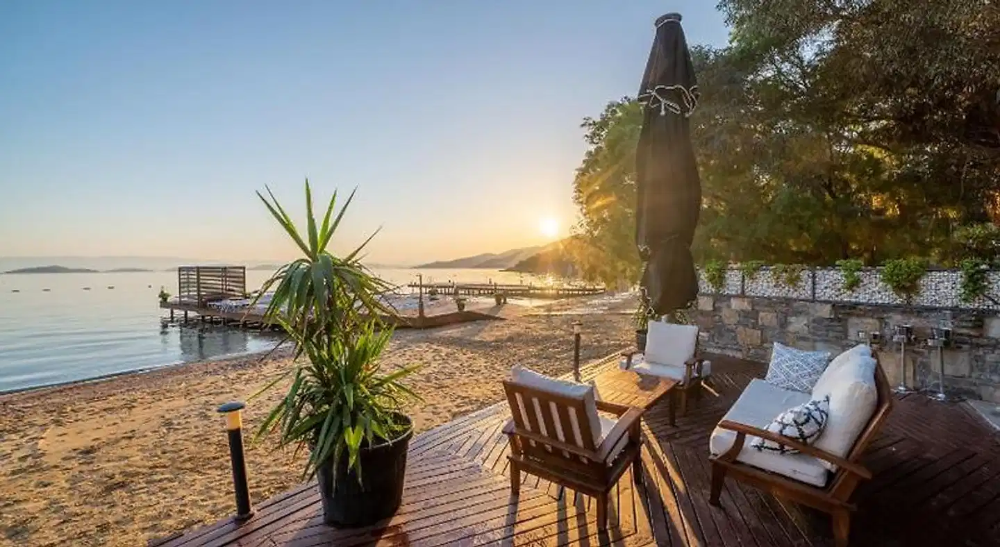 Moyo Luxury Hotel & Beach Terrasse