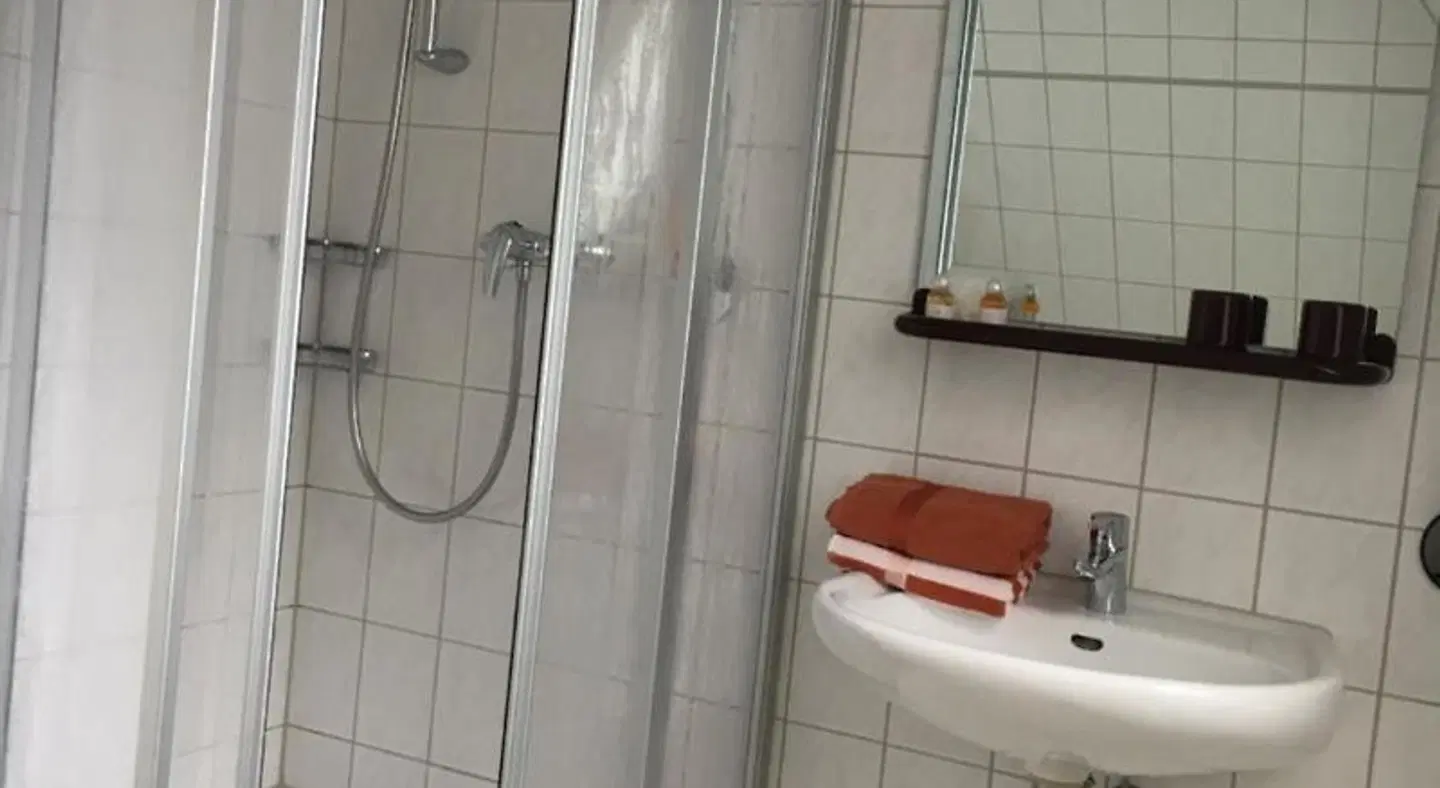 Das kleine Hotel Badezimmer