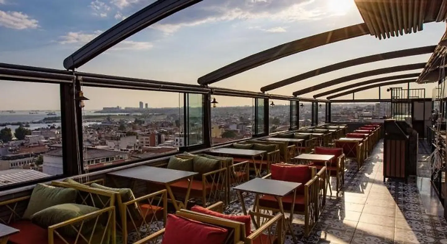 Grand Balyan Hotel & Restaurant Terrasse