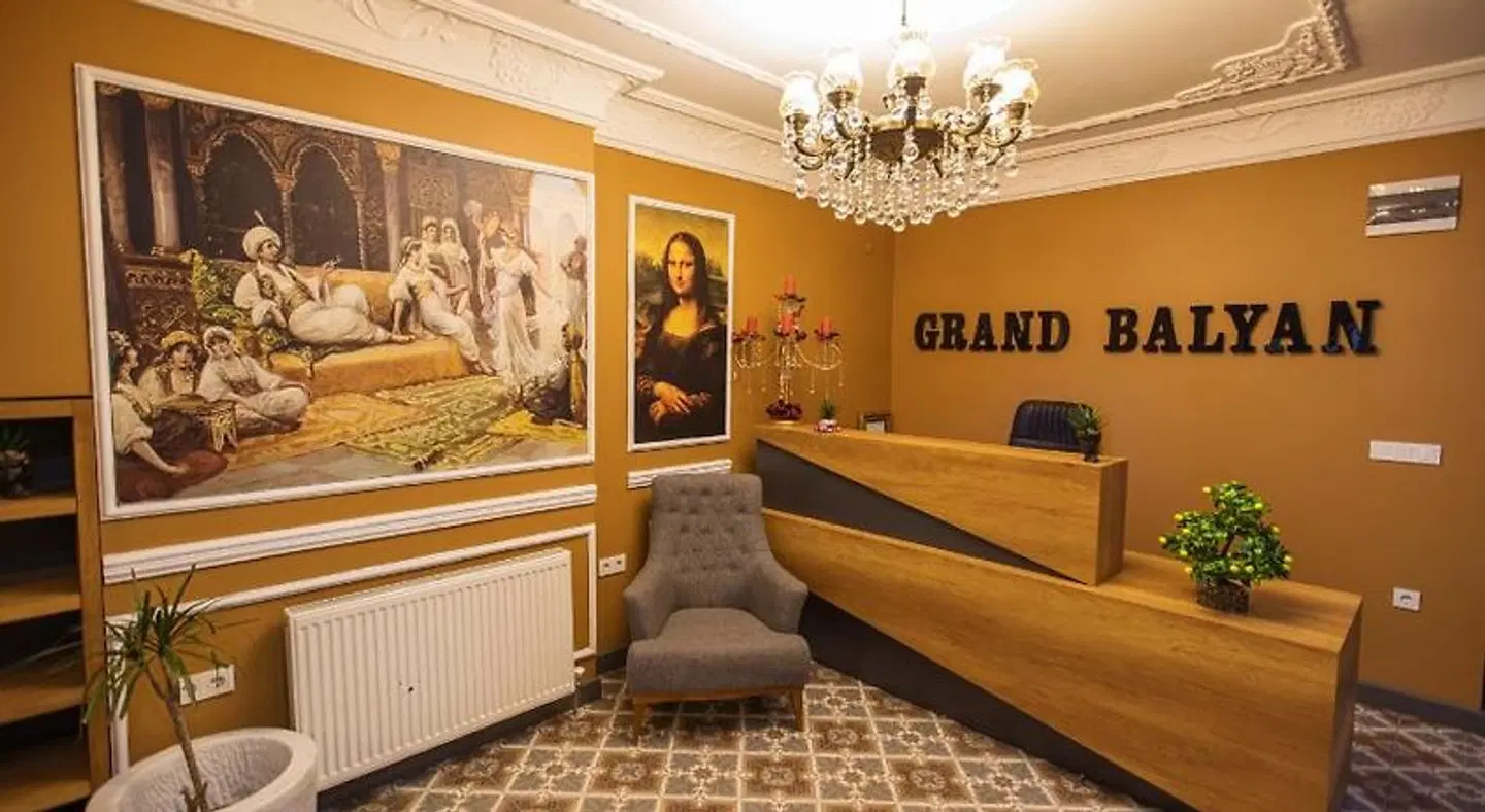 Grand Balyan Hotel & Restaurant LOUNGE_LOBBY