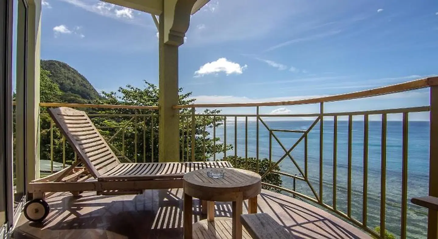 Treasure Cove Hotel & Restaurant Terrasse