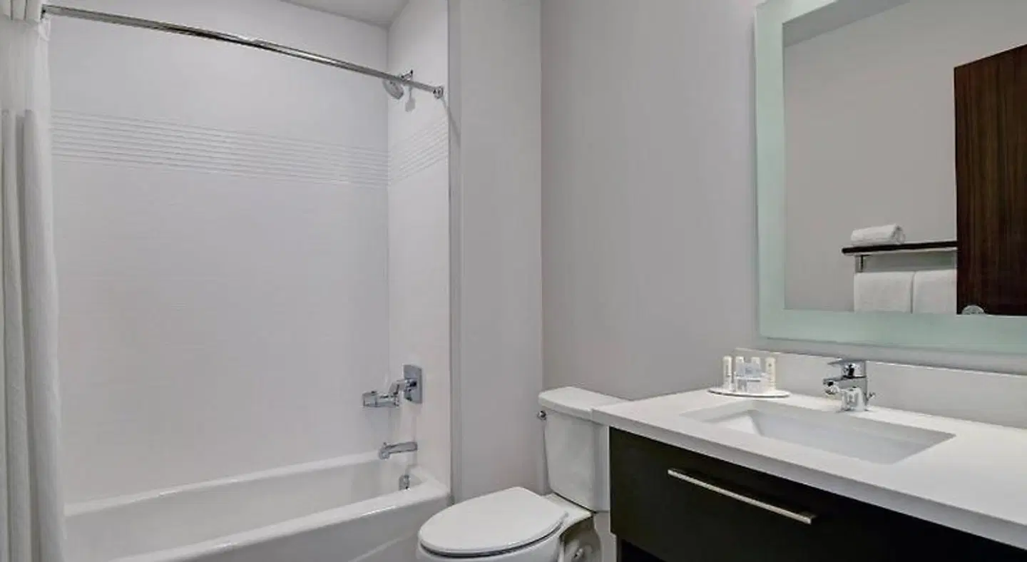 TownePlace Suites by Marriott Cincinnati Downtown Badezimmer