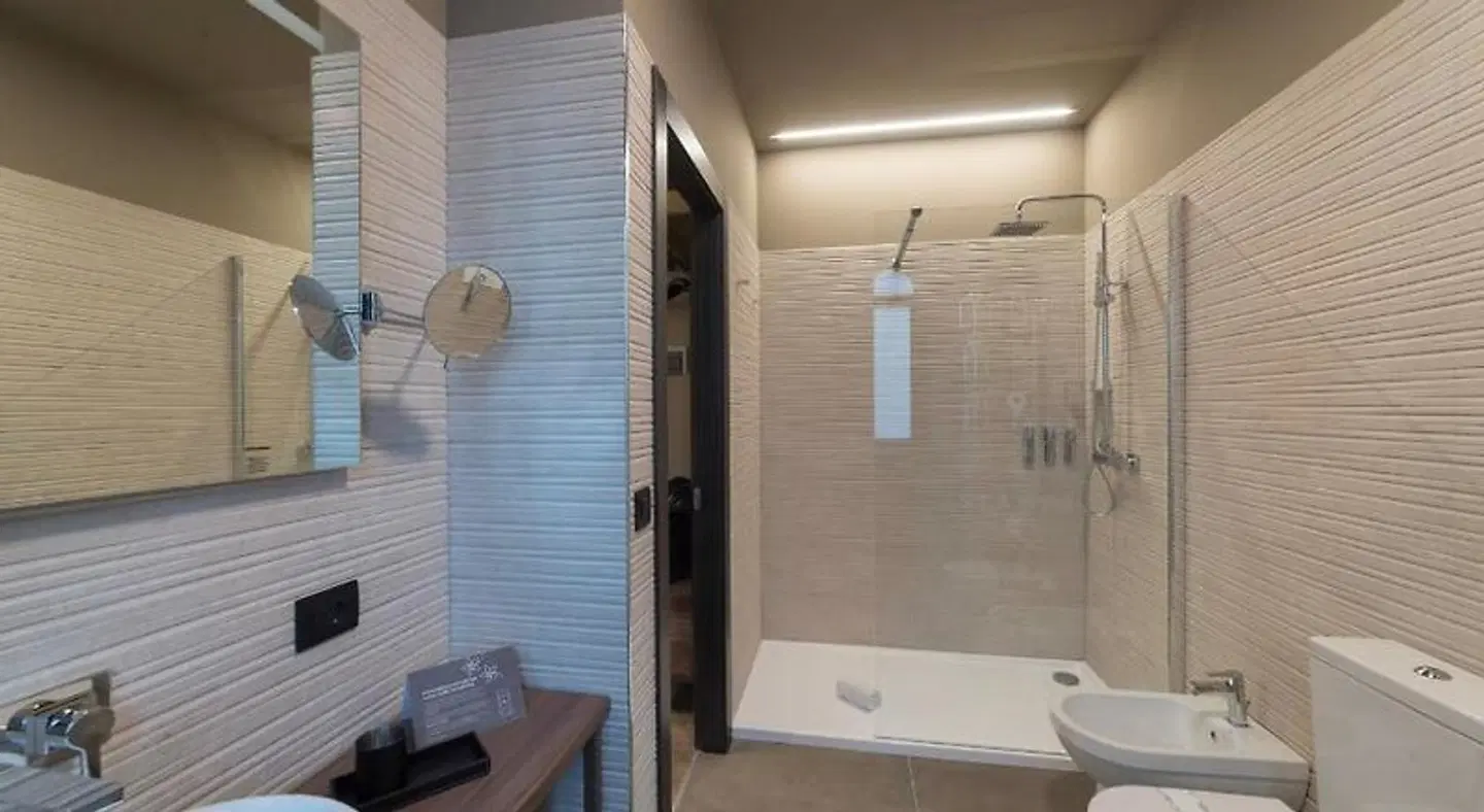 9 Stanze Boutique Rooms Badezimmer