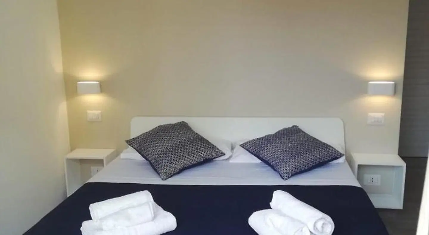 Cosmo Rooms ROOM_EXAMPLE