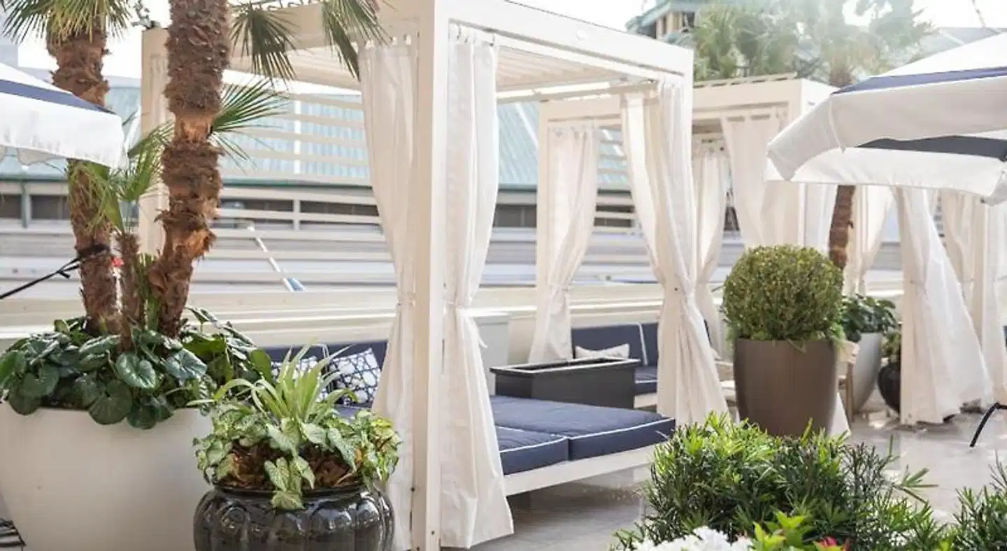Windsor Court Hotel Aussenansicht