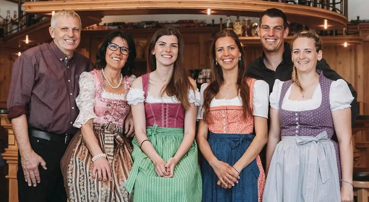 Hotel Hirschen PEOPLE