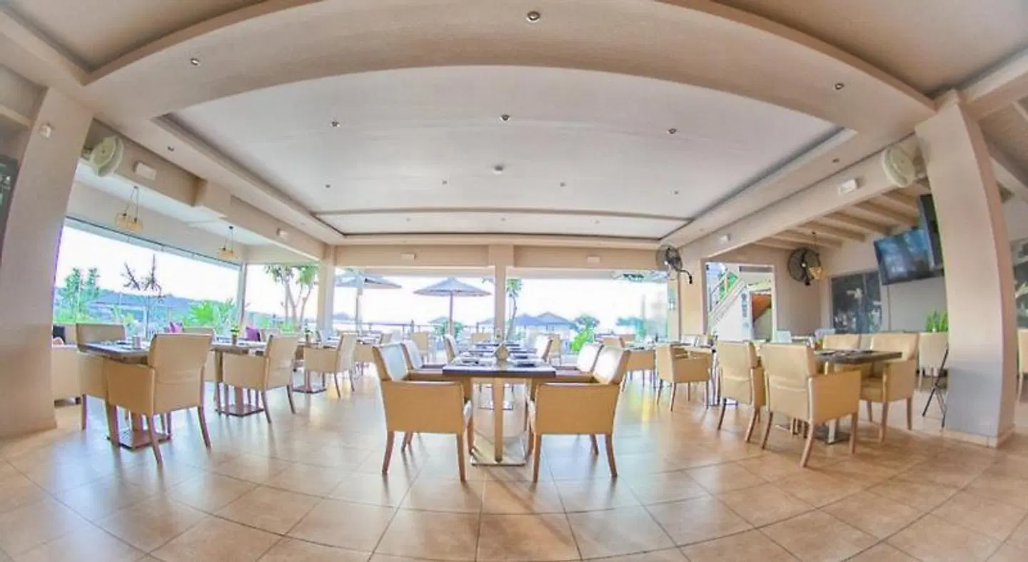 Tereza's Sunset Hotel Restaurant