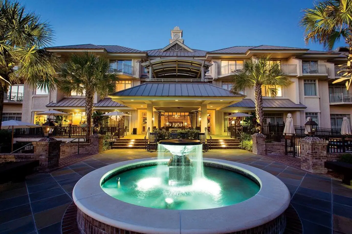 Inn at Harbour Town EXTERIOR