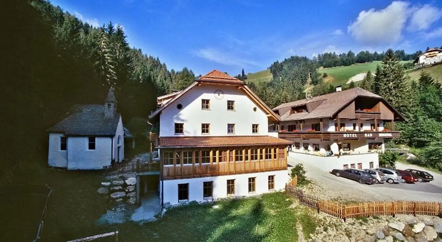 Bad Bergfall EXTERIOR