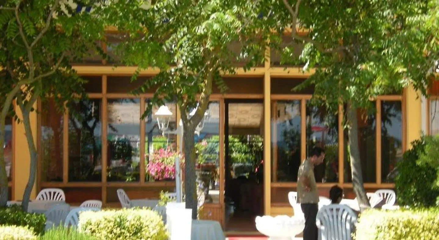 Continental Terrasse