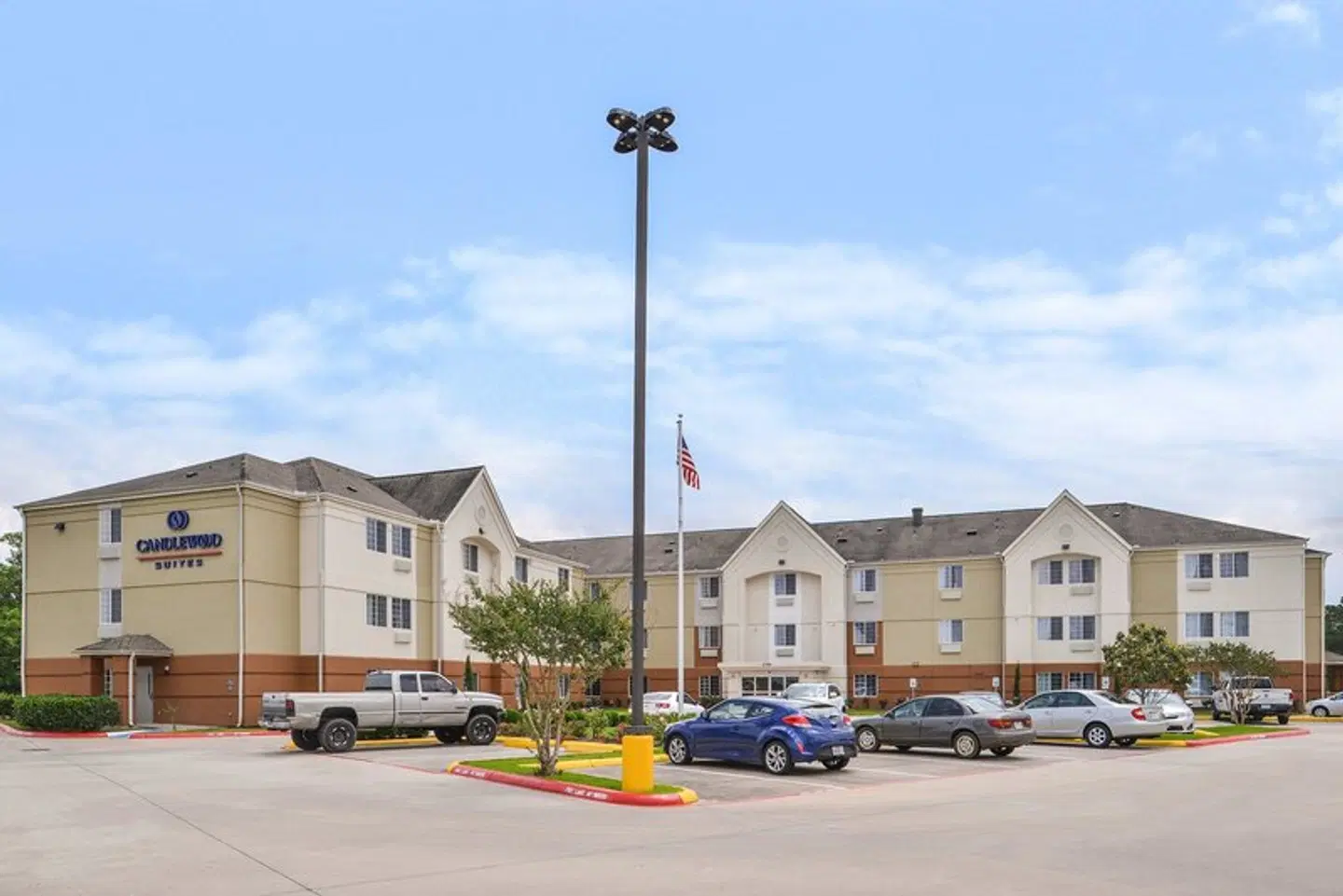 Candlewood Suites Beaumont EXTERIOR