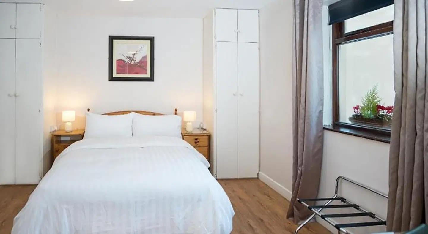 Woodside Lodge ROOM_EXAMPLE
