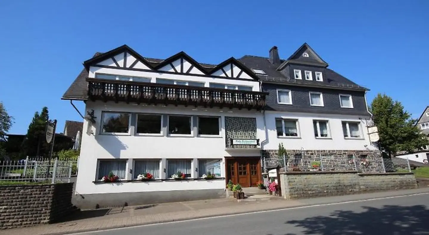 Schnorbus EXTERIOR