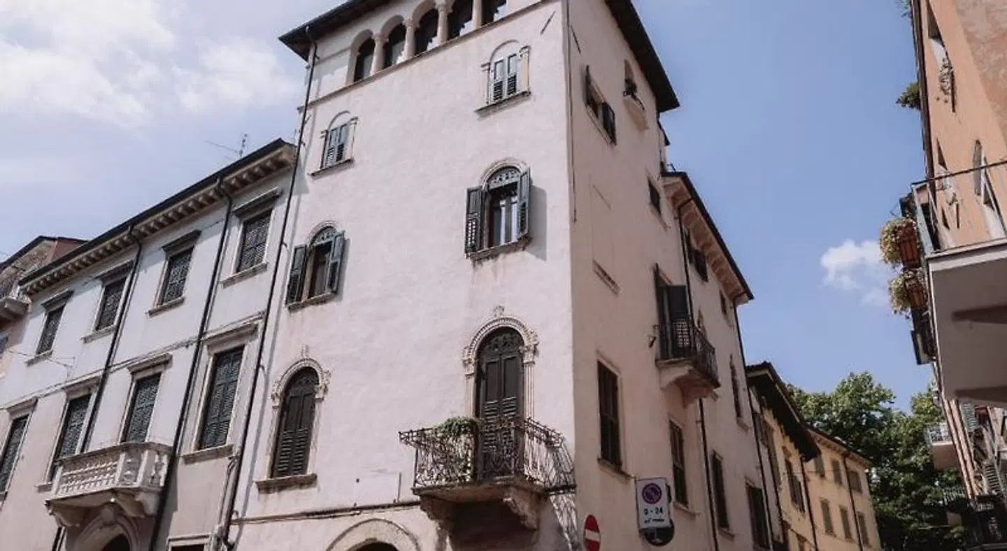 Residenza Roccamaggiore EXTERIOR