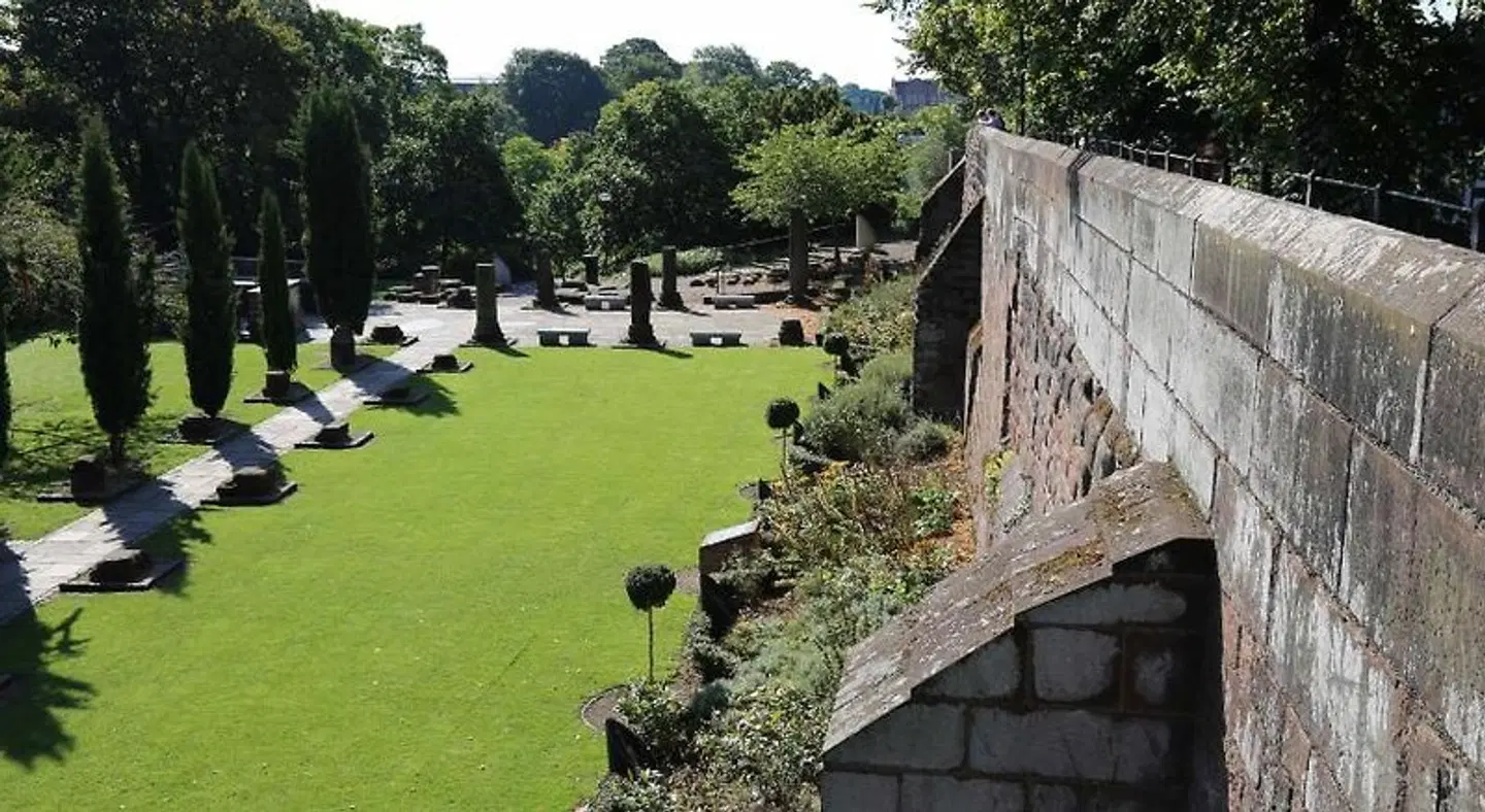 Chapel Chester Garten