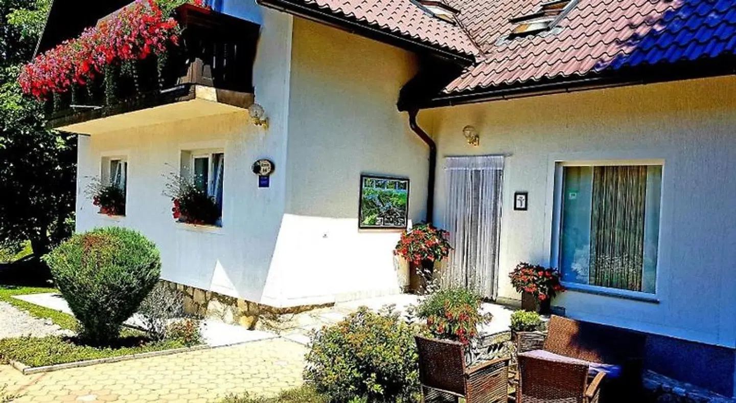 House Ana EXTERIOR