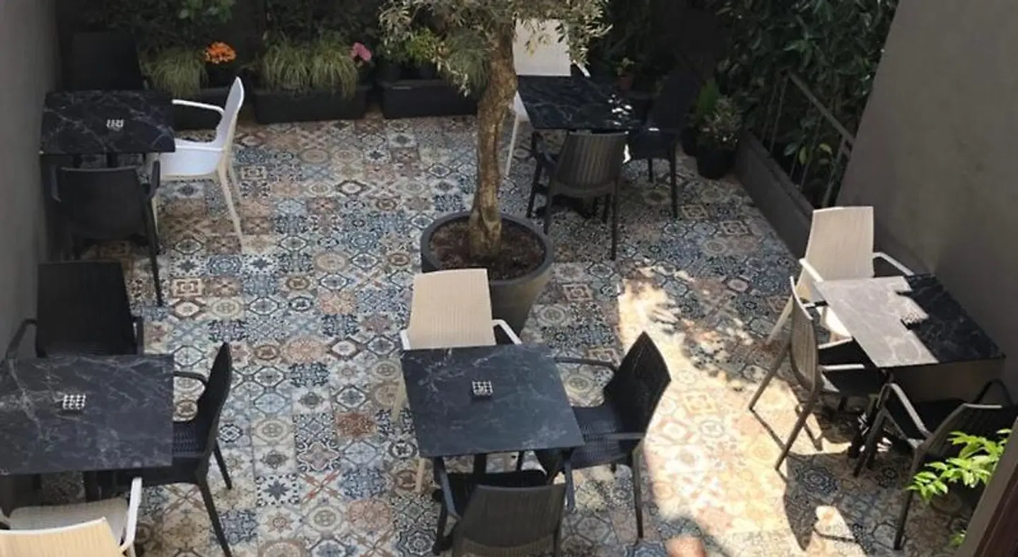 Miro Mansion Terrasse