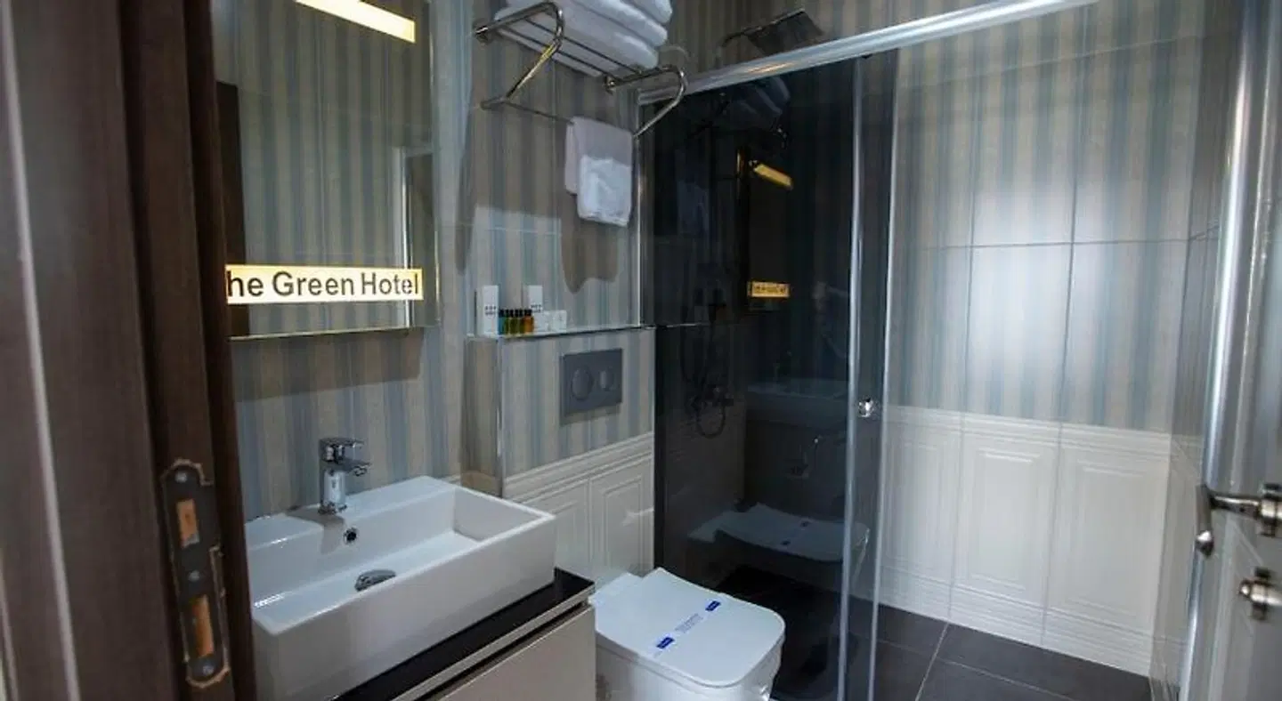 The Green Otel Badezimmer