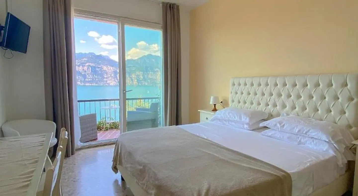 Villa Emma Malcesine ROOM_EXAMPLE