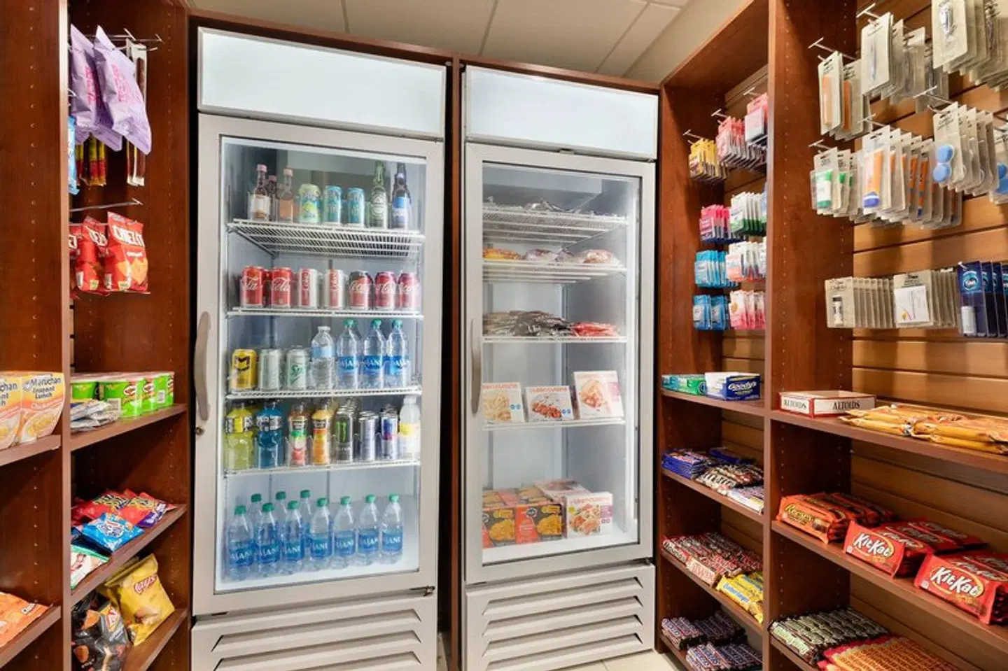 Holiday Inn Express & Suites Charleston - Mount Pleasant by IHG Bar