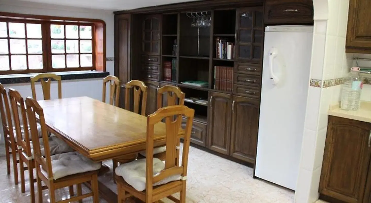 The Garden Bed and Breakfast Bar