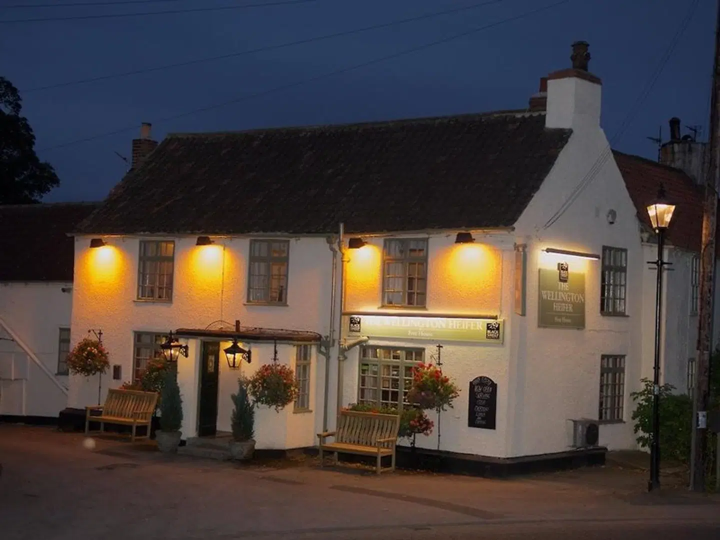 The Wellington Heifer EXTERIOR