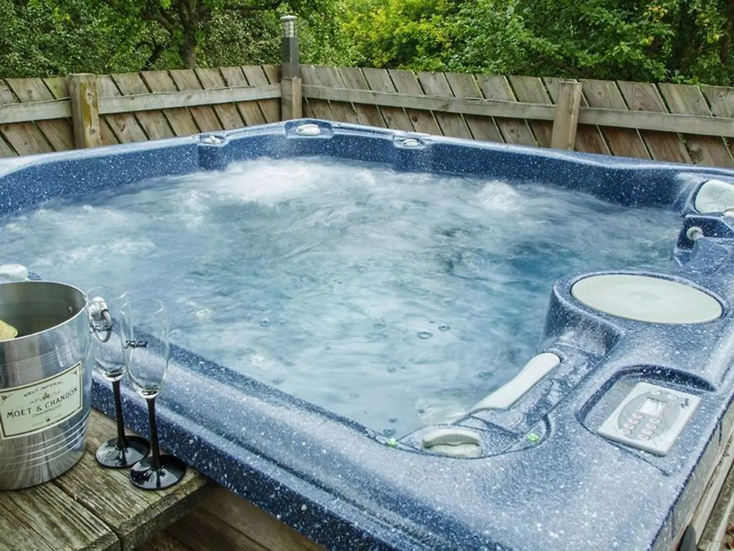 Newsham Grange Farm OUTDOOR_POOL