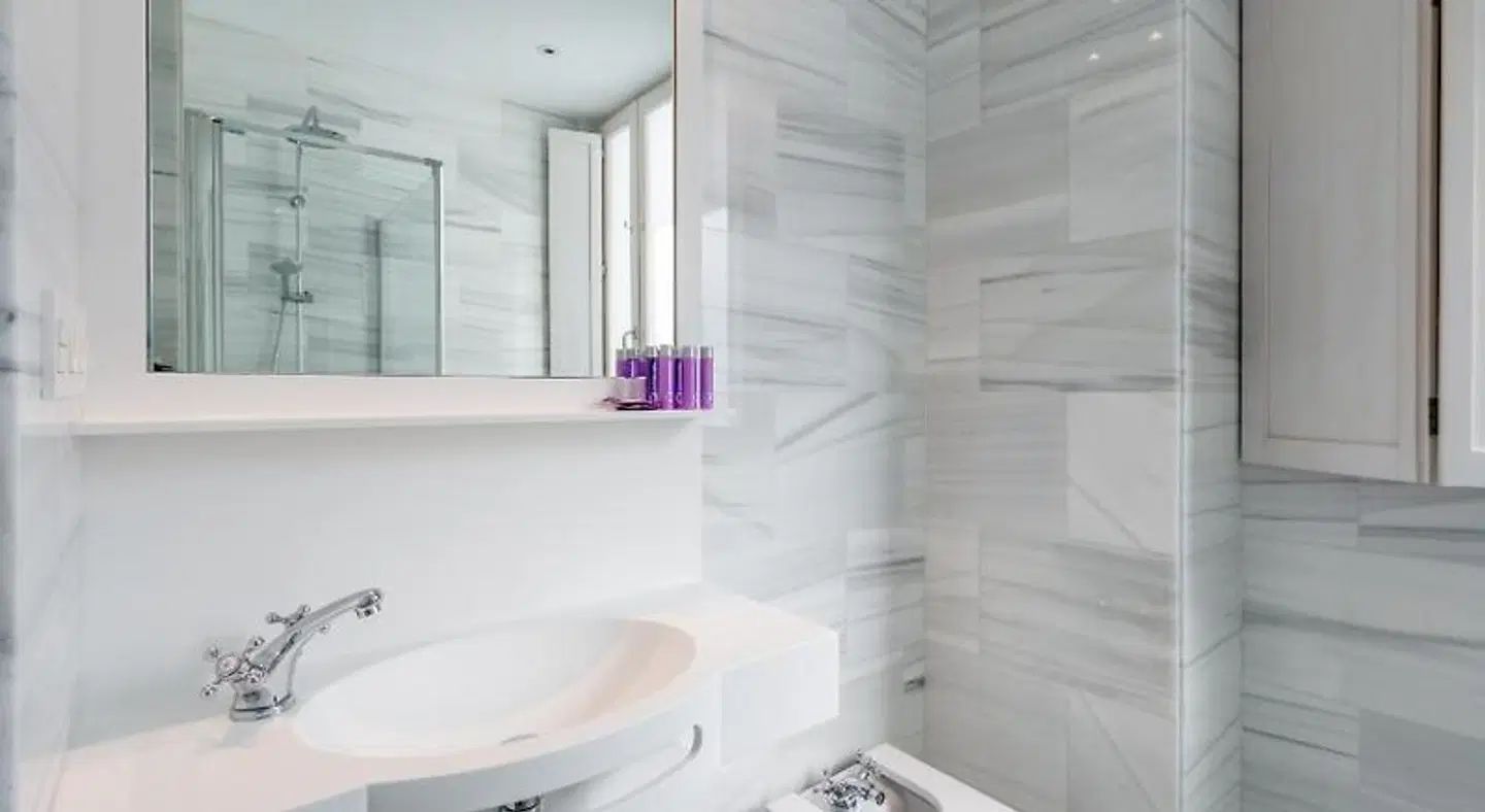 Oro del Darro Suites Badezimmer