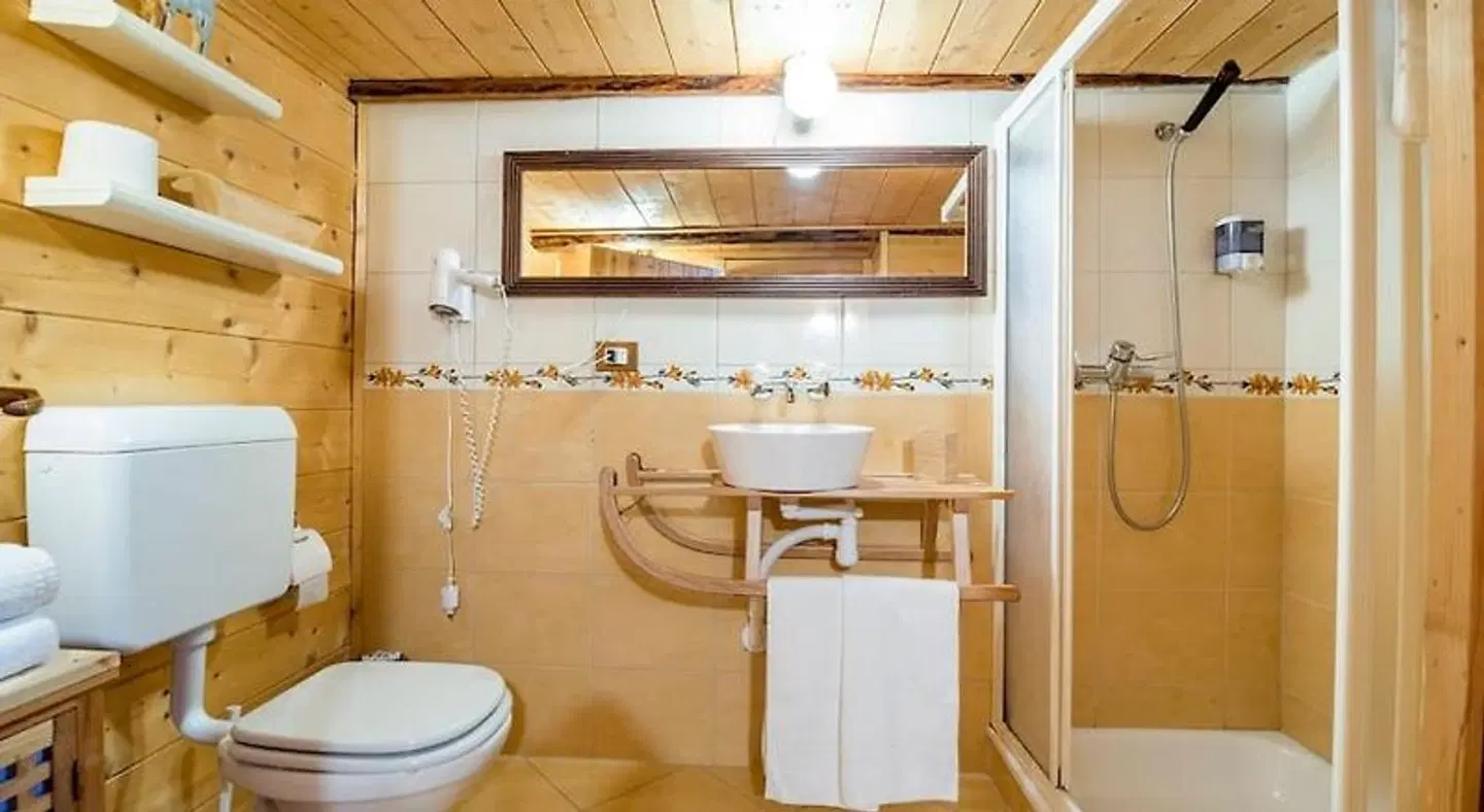 Chalet dei Fiori B & B Ronco Badezimmer