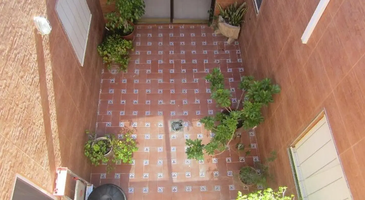 Hostal Avenida MODEL_IMPRESSION