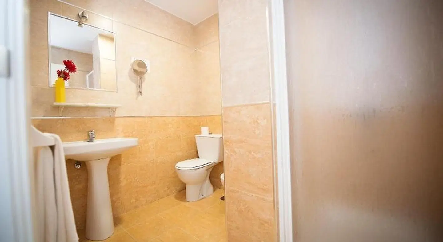 Hostal Avenida Badezimmer