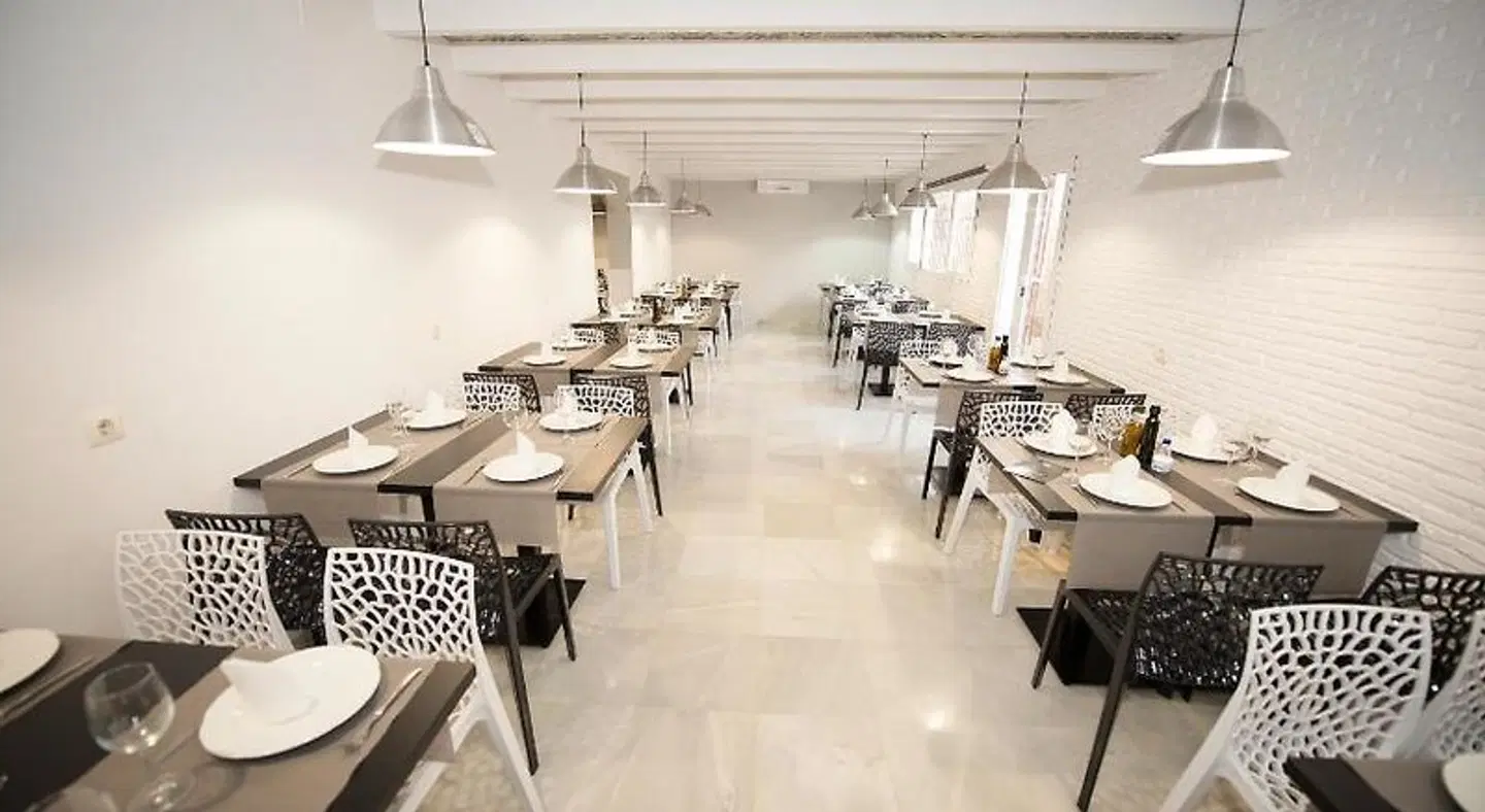 Hostal Avenida Restaurant