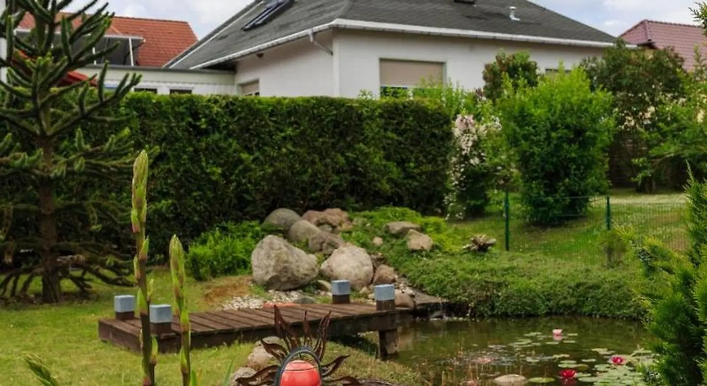 Am Rosarium Garten