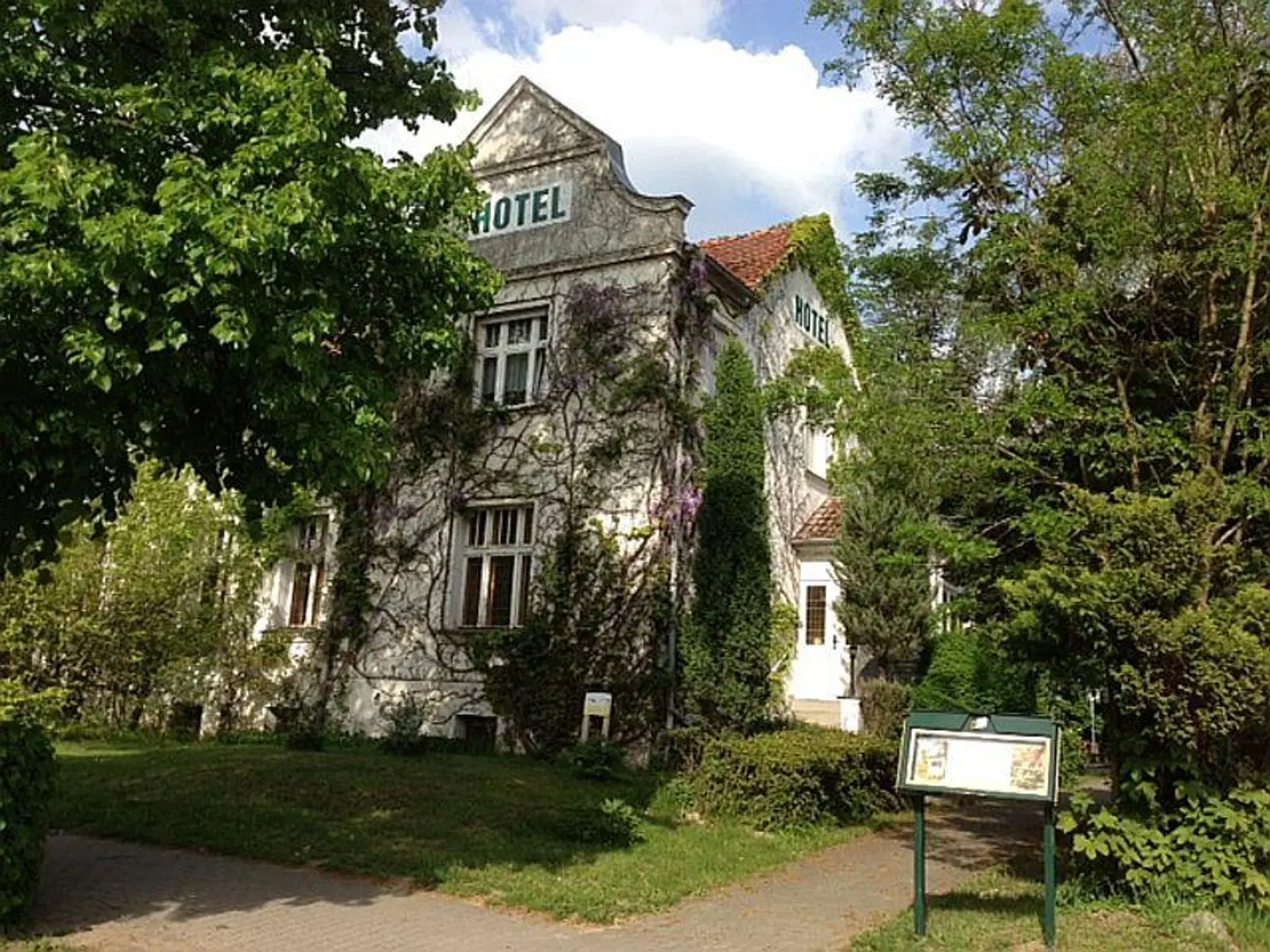 Kyritzer Landhotel Heine EXTERIOR