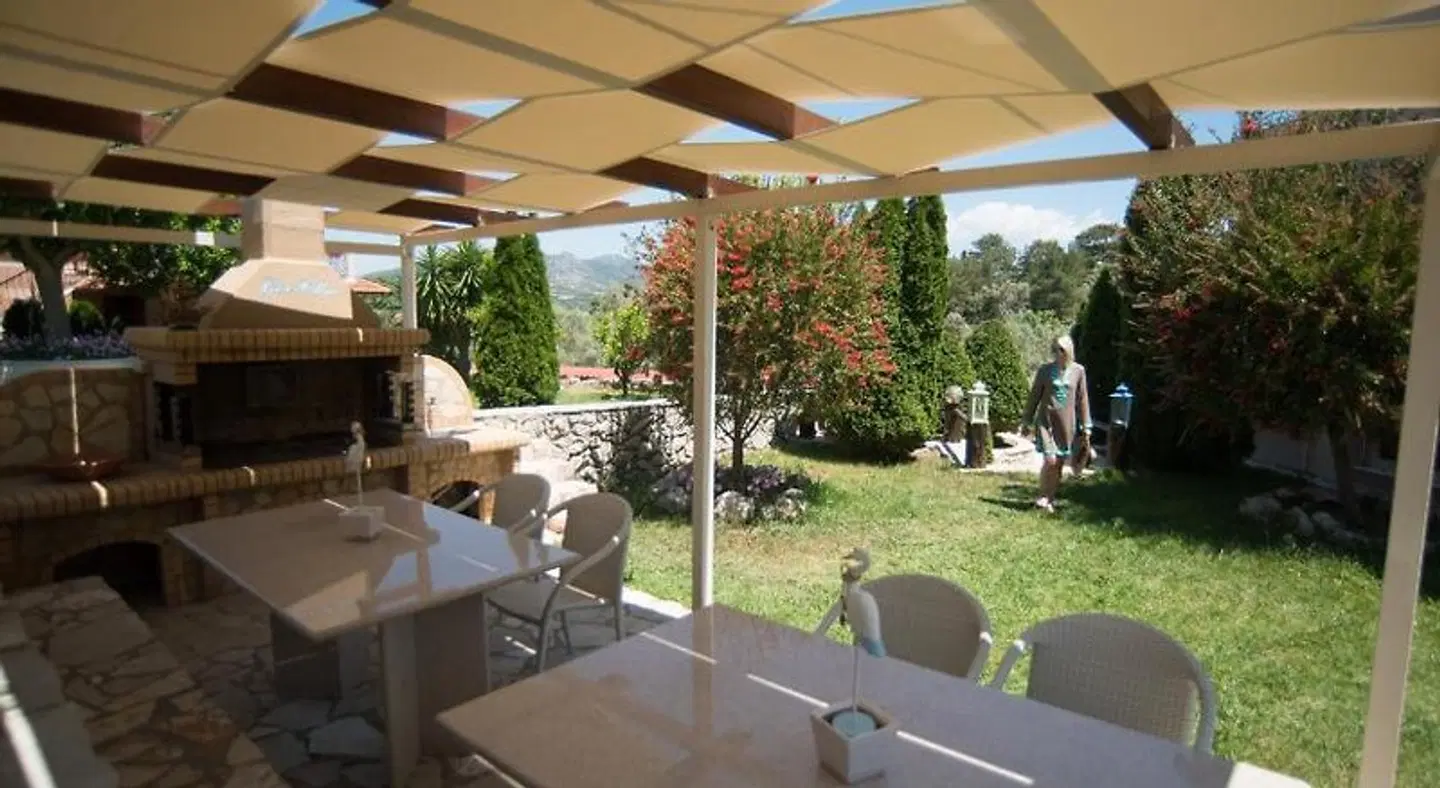 Gea Villas Terrasse
