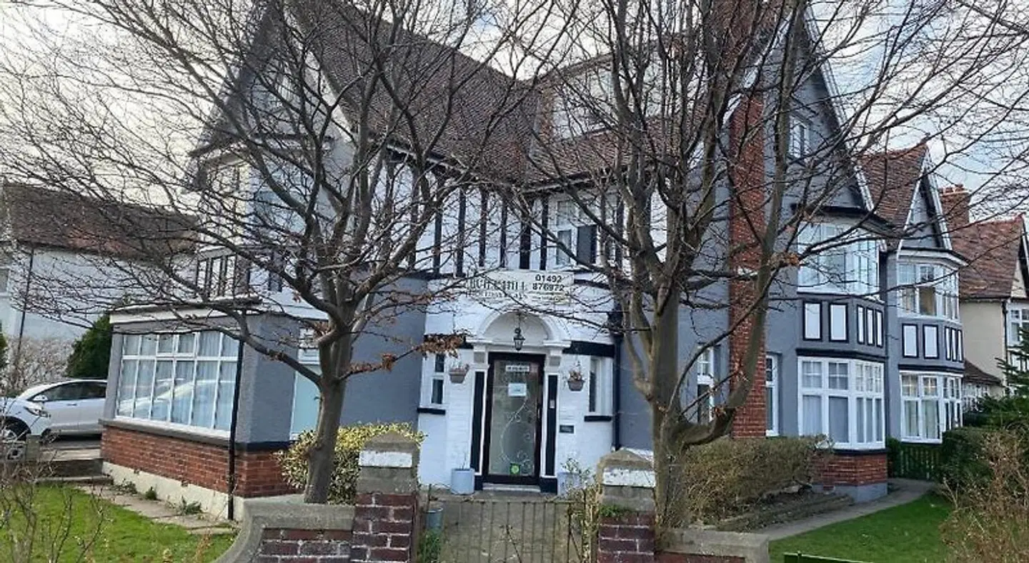 Buile Hill Holiday Flats EXTERIOR