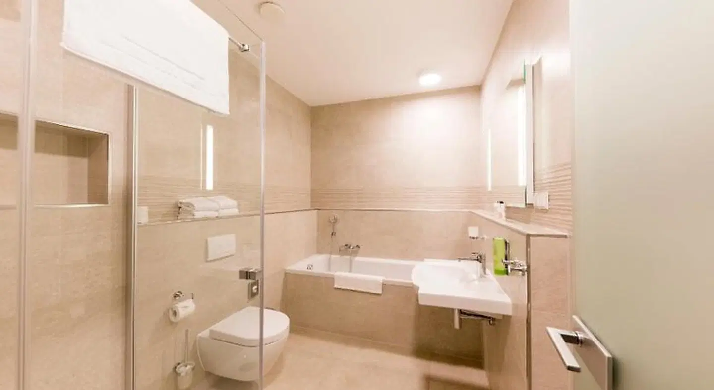 Paulinen Hof Seminarhotel Badezimmer