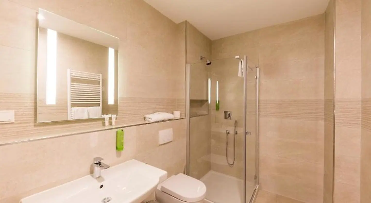 Paulinen Hof Seminarhotel Badezimmer