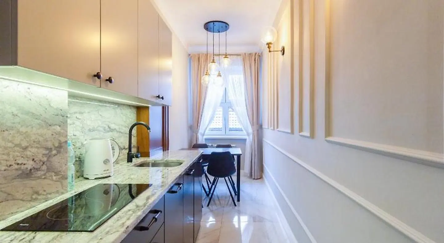 MR 3 Apartments ROOM_EXAMPLE