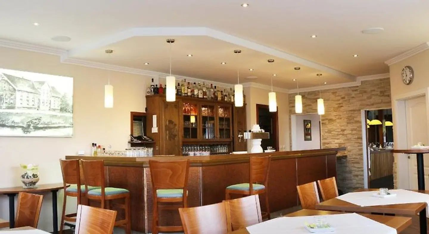 Meyerhoff Bar