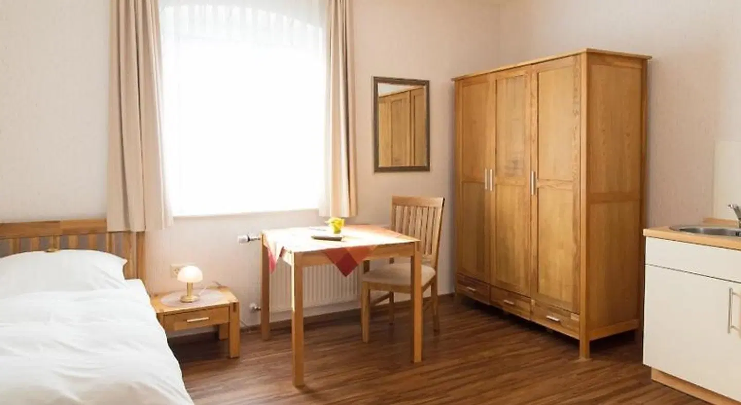 Schute ROOM_EXAMPLE
