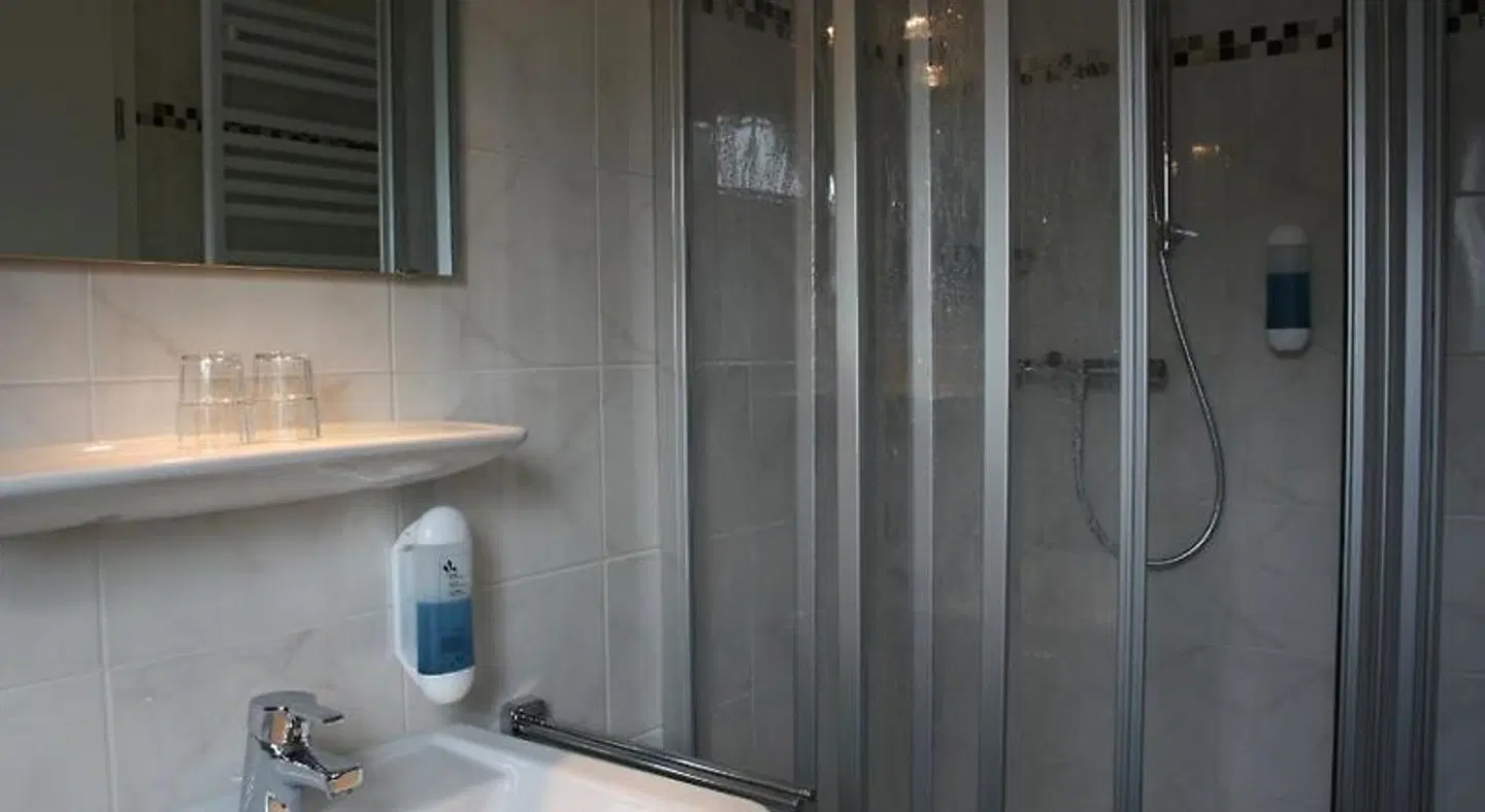 Hotel Haus Wittwer Badezimmer
