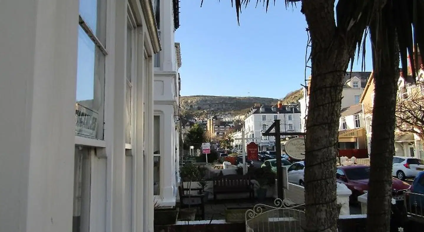 Harringtons at Fourteen EXTERIOR