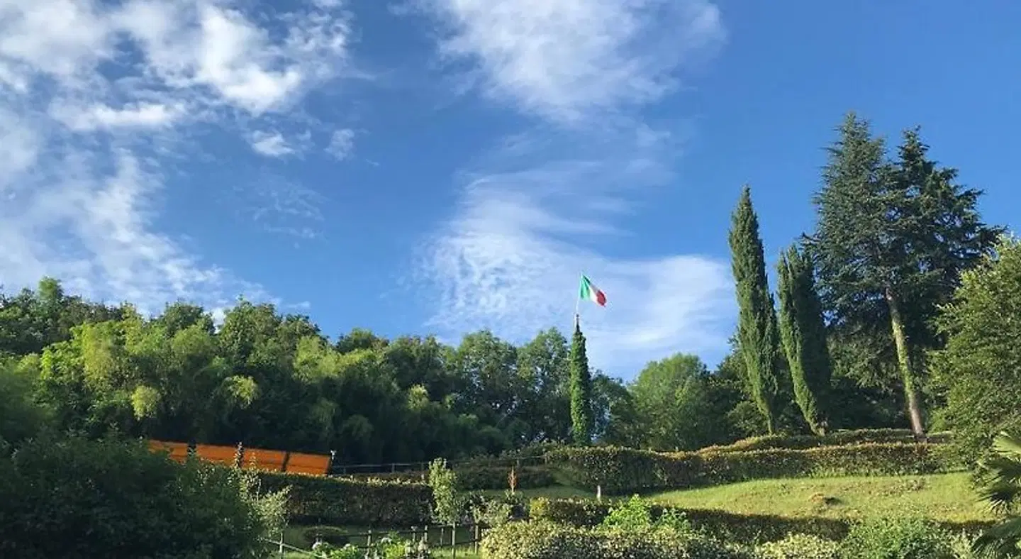 Bellagio Bed & Breakfast LANDSCAPE