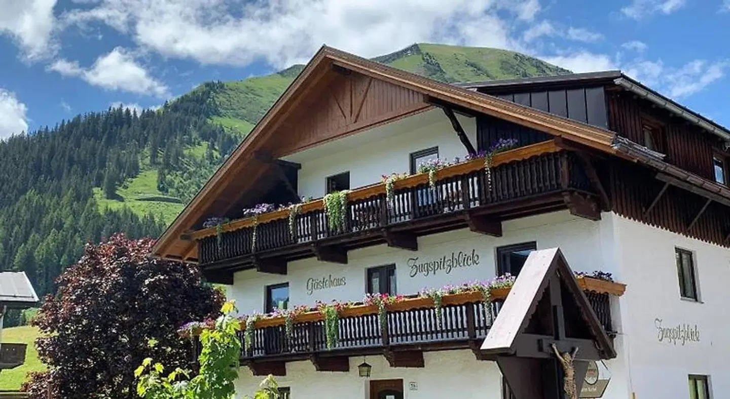 Zugspitzblick Gästehaus EXTERIOR