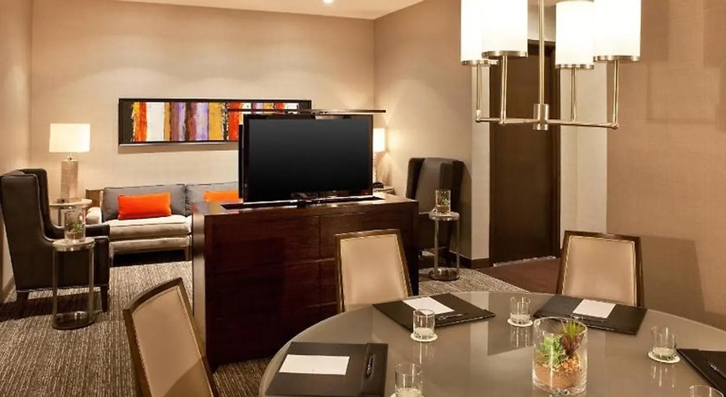 Westin Phoenix Downtown ROOM_EXAMPLE