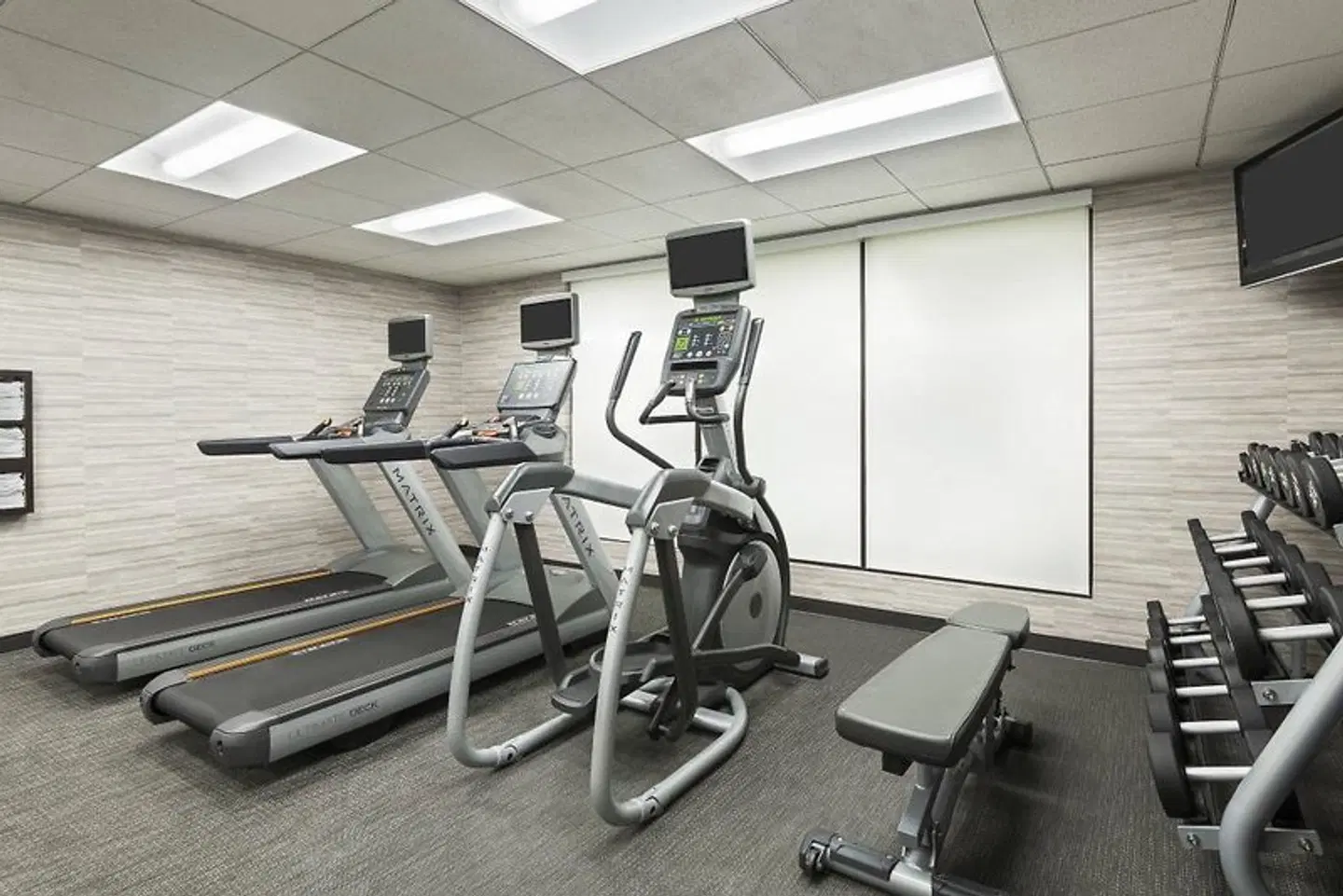 Courtyard by Marriott Asheville SPORTS_AND_LEISURE
