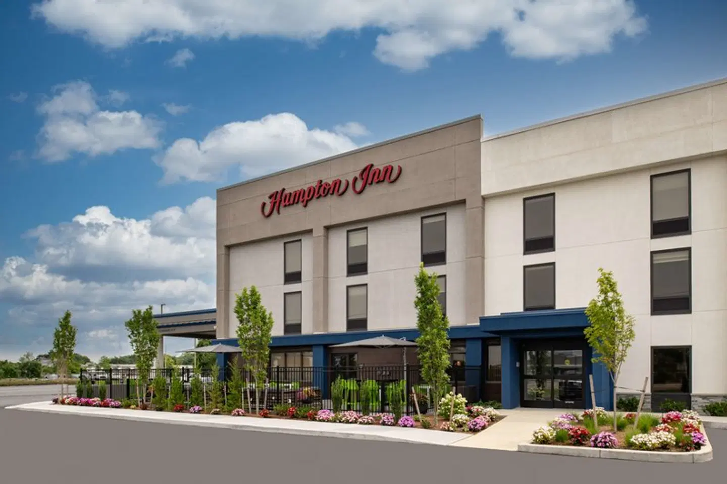 Hampton Inn Seekonk EXTERIOR