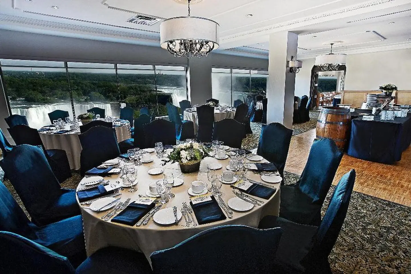 The BROCK Niagara Falls - Fallsview Tapestry Collection by Hilton Restaurant